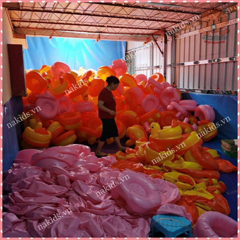 Ghế Hơi Tập Ngồi Cho Bé FREESHIP Ghế Phao Tập Ngồi Cho Bé Từ 6 Tháng Tuổi, Hình Vịt Vàng, Xanh Cốm, Hồng