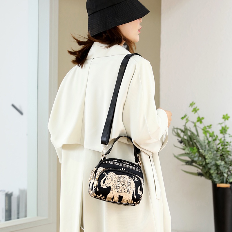 Túi Đeo Chéo Vải Canvas Họa Tiết Hoa/ Voi Phong Cách Thời Trang Mới Cho Nữ