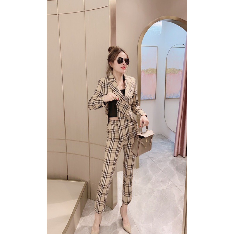 set nữ kẻ sọc ca rô áo khoác dài tay + quần âu dáng ôm burberry bbr