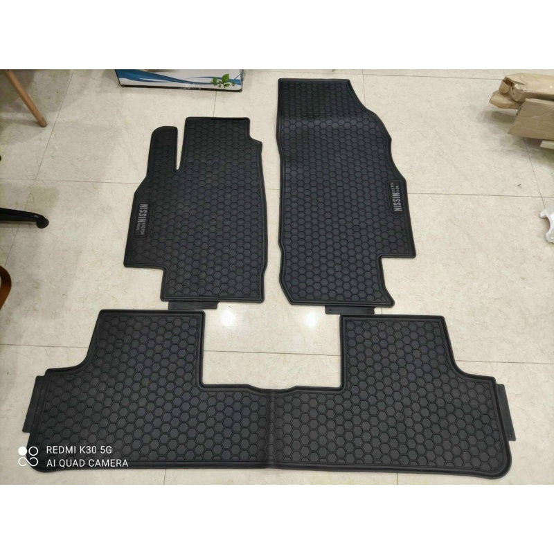 Thảm trải sàn , lót sàn cao su theo xe Vinfast Fadil