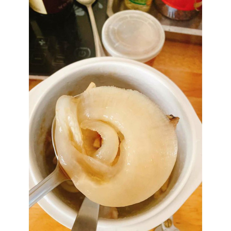 Vi đuôi nấu súp bào ngư  loại 1