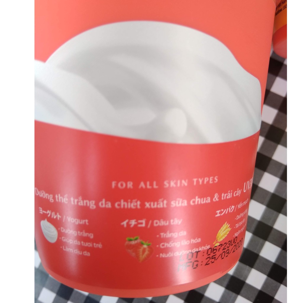 Kem dưỡng ẩm body chiết xuất Trái Cây + Yogurt 180g