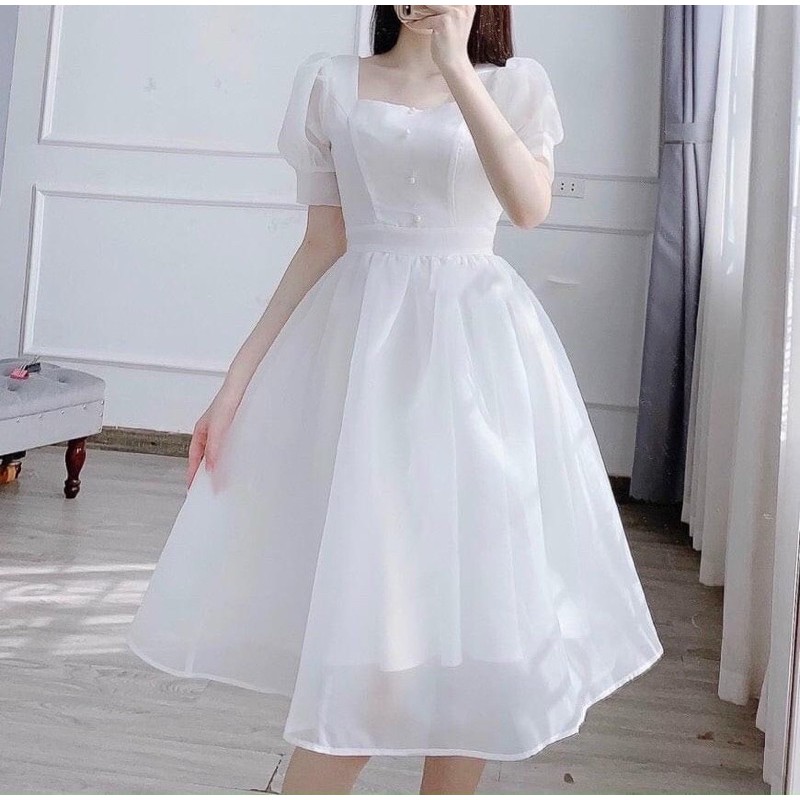 Váy trắng tiểu thư dự tiệc