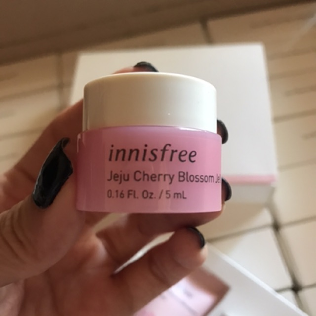 [ Mini ] Bộ Dưỡng Dưỡng Ẩm Và Nâng Tông Da Sáng Innisfree Jeju Cherry Blosso