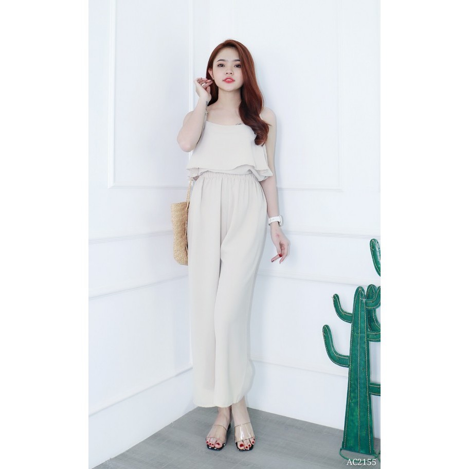 Set áo croptop 2 dây phối bèo ngực và quần ống suôn dài