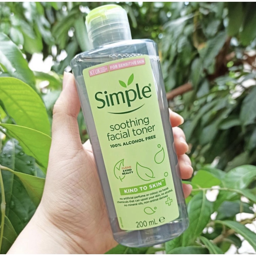 Nước Hoa Hồng Soothing Facial Toner Simple cân bằng ẩm cho da 200ml | BigBuy360 - bigbuy360.vn