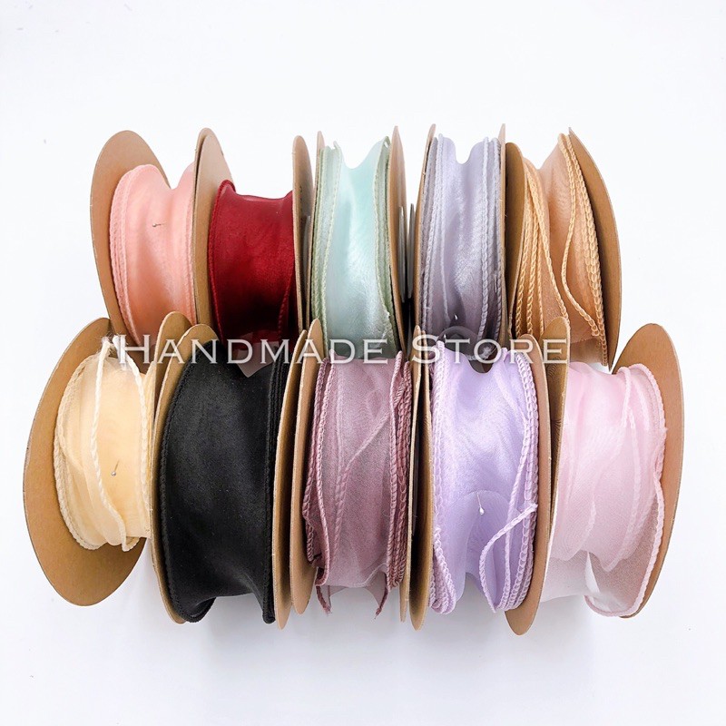 Ruy băng voan viền sóng