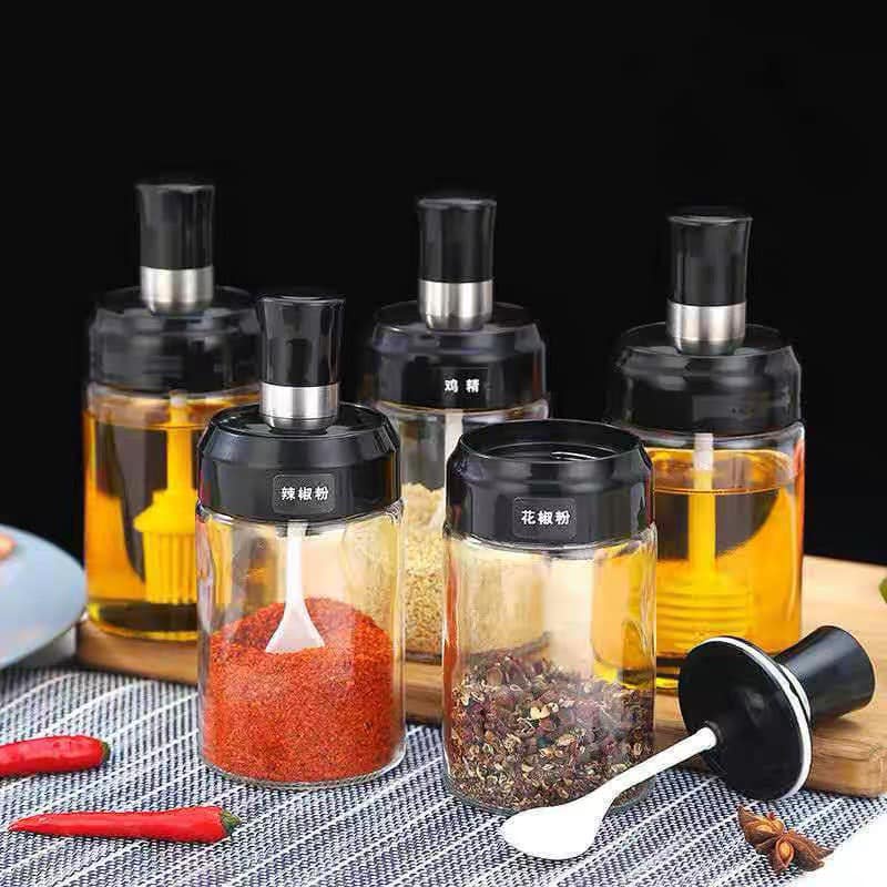 Lọ đựng gia vị thủy tinh kèm thìa, Dạng Muỗng Nắp Thông Minh - Đựng Gia Vị, Dầu Ăn Cho Nhà Bếp Cao Cấp