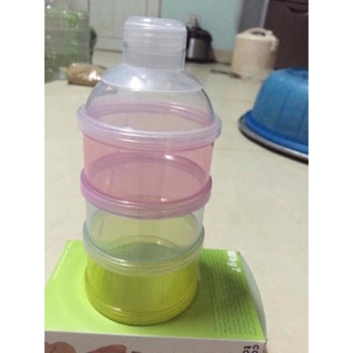 Hộp chia sữa, bột, cháo 3 tầng cho bé