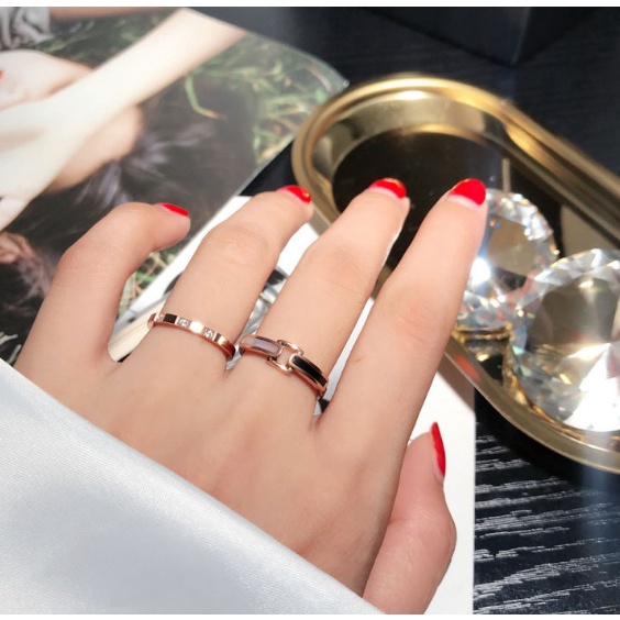 [FreeShip] Nhẫn nữ titan xà cừ đen trắng J3-311 - CAM KẾT KHÔNG BAY MÀU