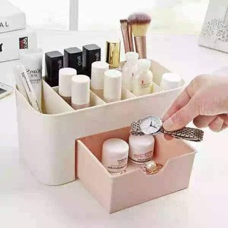KỆ ĐỰNG ĐỒ TRANG ĐIỂM NHỰA
