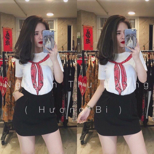 Áo phông khăn đỏ ♥️