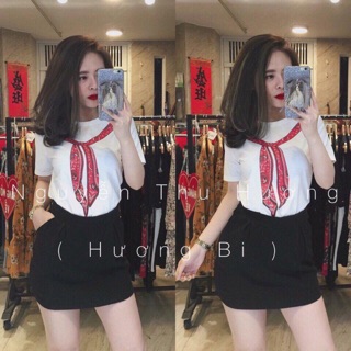 Áo phông khăn đỏ ♥️