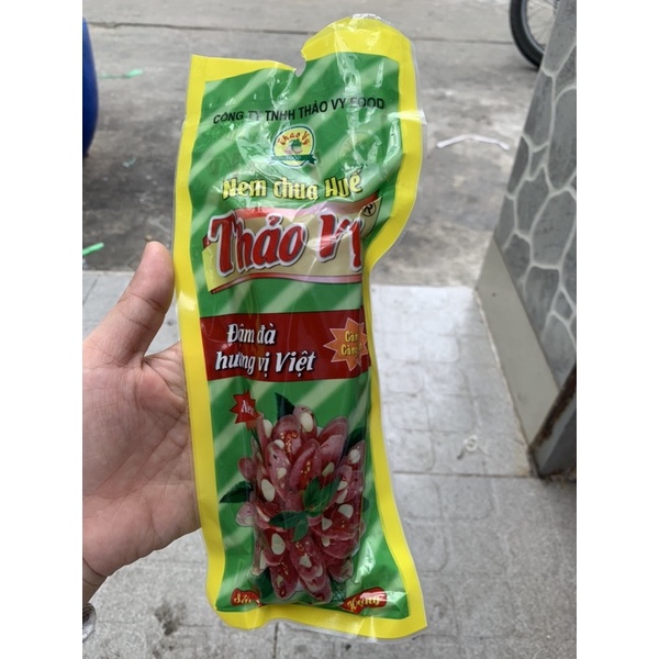 Bánh ướt chả lụa nem chua huế