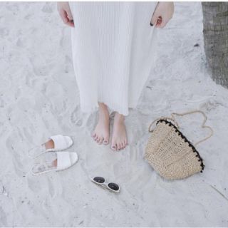Maxi Yếm Trắng Dập Li