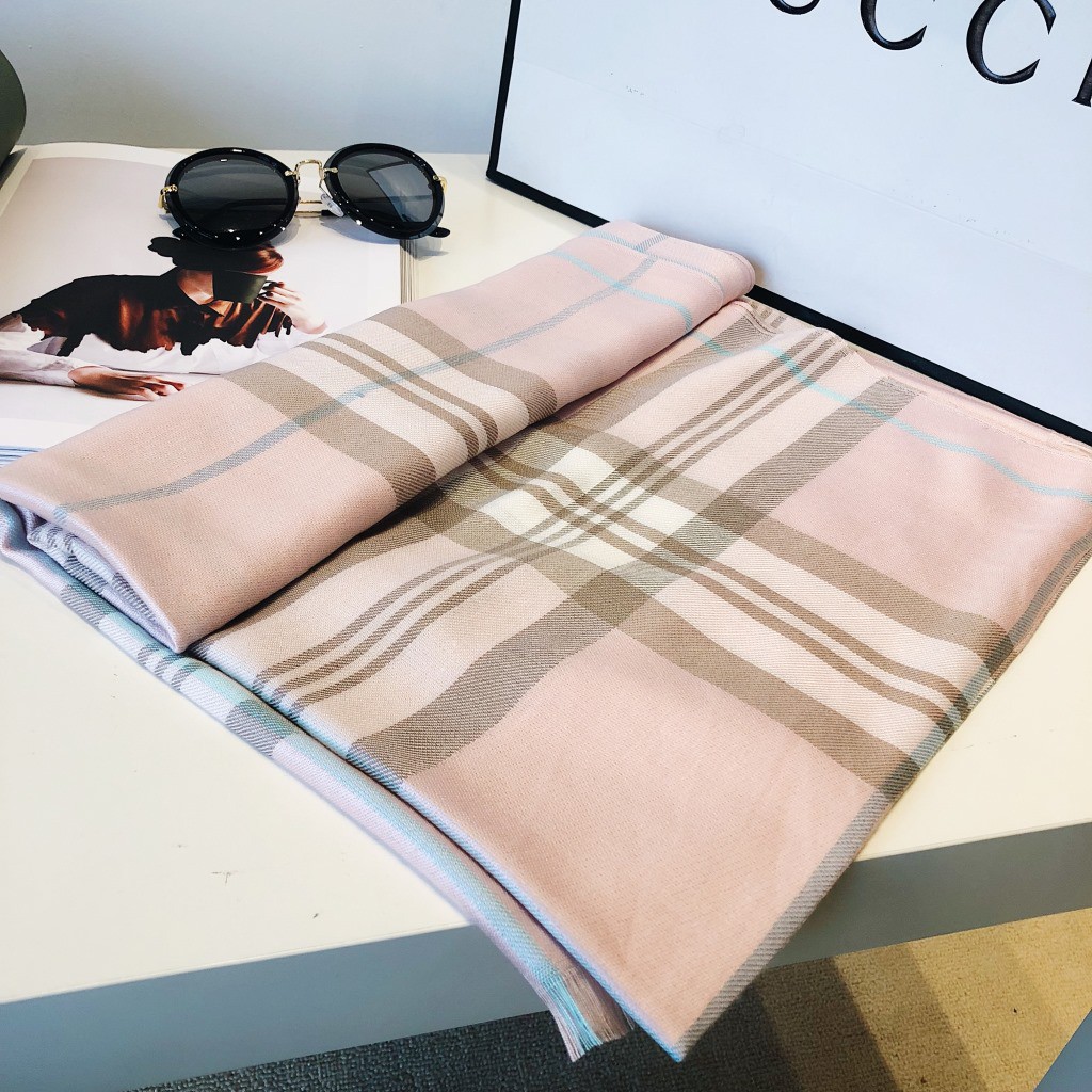 BURBERRY Khăn Choàng Cổ Cashmere Họa Tiết Sọc Caro Sang Trọng Thời Trang