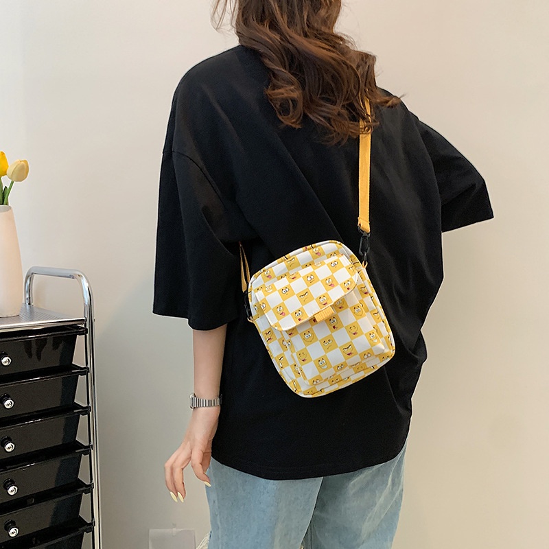 Túi Đeo Chéo Đựng Điện Thoại Dáng Vuông Nhỏ Chất Liệu Nylon Cao Cấp