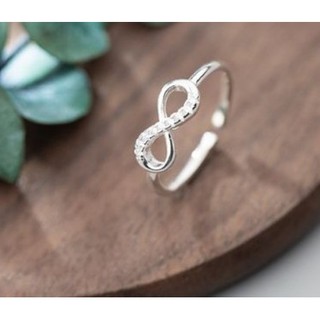 Nhẫn số 8 bạc ta gắn đá trắng nhỏ