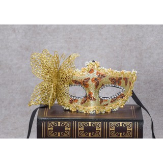 Mặt nạ hóa trang hình hoa bướm lệch