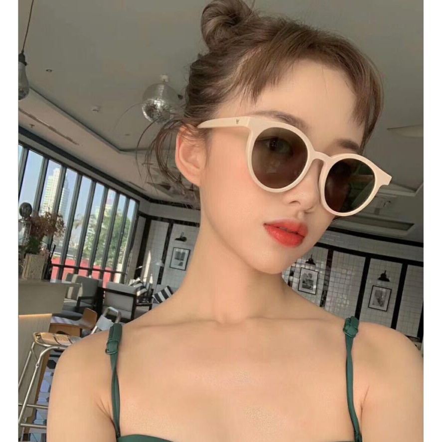 Kính Mát Thời Trang Đáng Yêu Cho Cặp Đôi | BigBuy360 - bigbuy360.vn