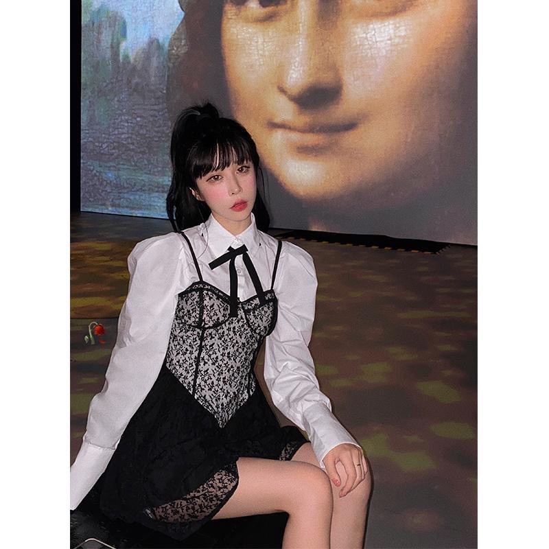 Set áo sơ mi trắng và váy xoè dáng corset phối ren hàng taobao