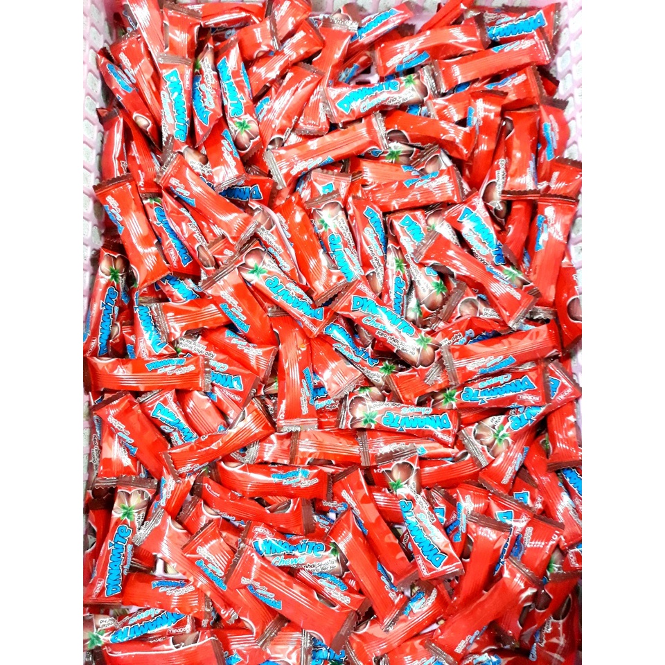 Kẹo Nhai 3 Viên Socola Hương Bạc Hà Dynamite Túi 1kg (Khoảng 190 - 195 chiếc)