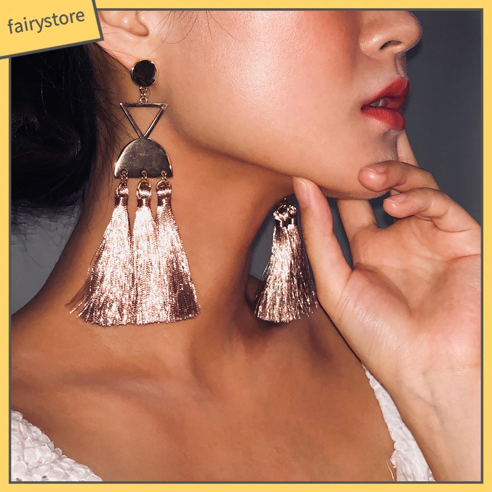 Bông tai tua rua dá́ng dài