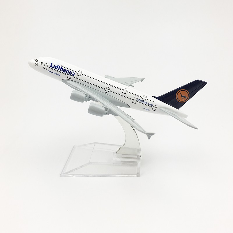 Mô hình máy bay Lufthansa 16cm(Mô hình máy bay+ đế trưng bày)