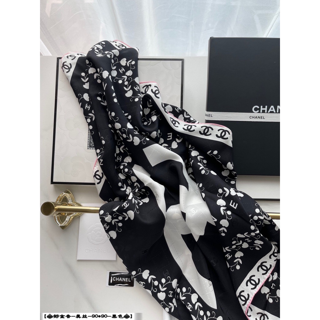 Khăn Choàng Cổ Lụa Vuông In Họa Tiết Thời Trang Sang Trọng Cho Nữ