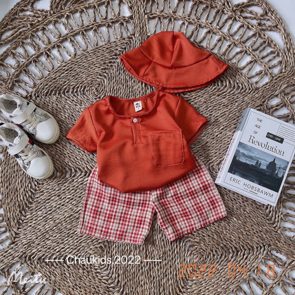 Bộ cộc tay bé trai, Bộ đũi quần kẻ kèm mũ cho bé