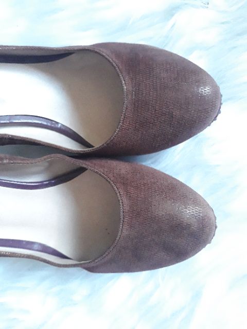 Giày da lộn size 37-38