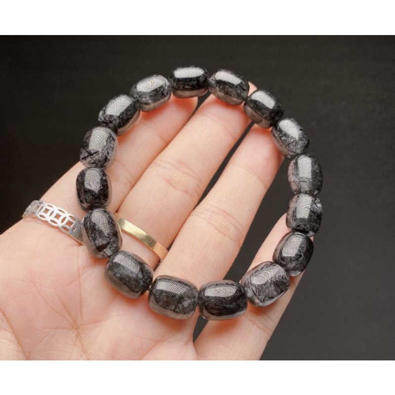 Vòng lu thống thạch'anh tóc đen 9-10li