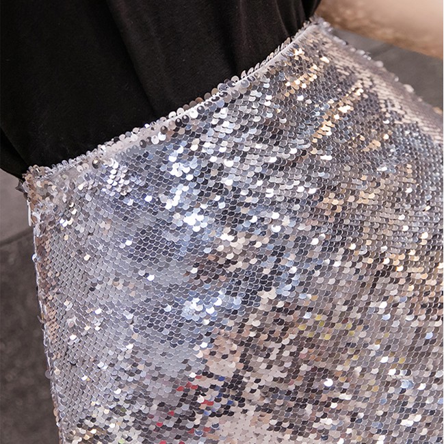 Chân váy lưng cao thời trang cá tính dành cho nữ | BigBuy360 - bigbuy360.vn