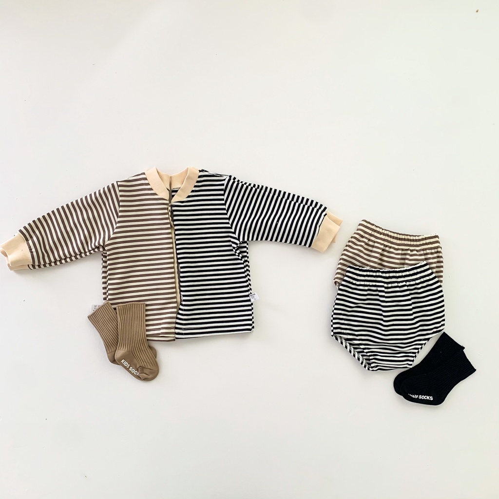 Set áo thun tay dài + quần ngắn sọc ngang dành cho trẻ sơ sinh