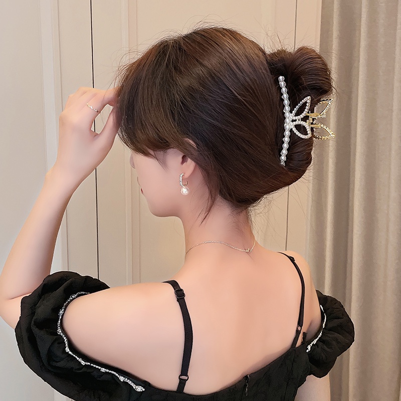 Kẹp Tóc Tai Thỏ Kim Loại Đính Ngọc Trai Dễ Thương