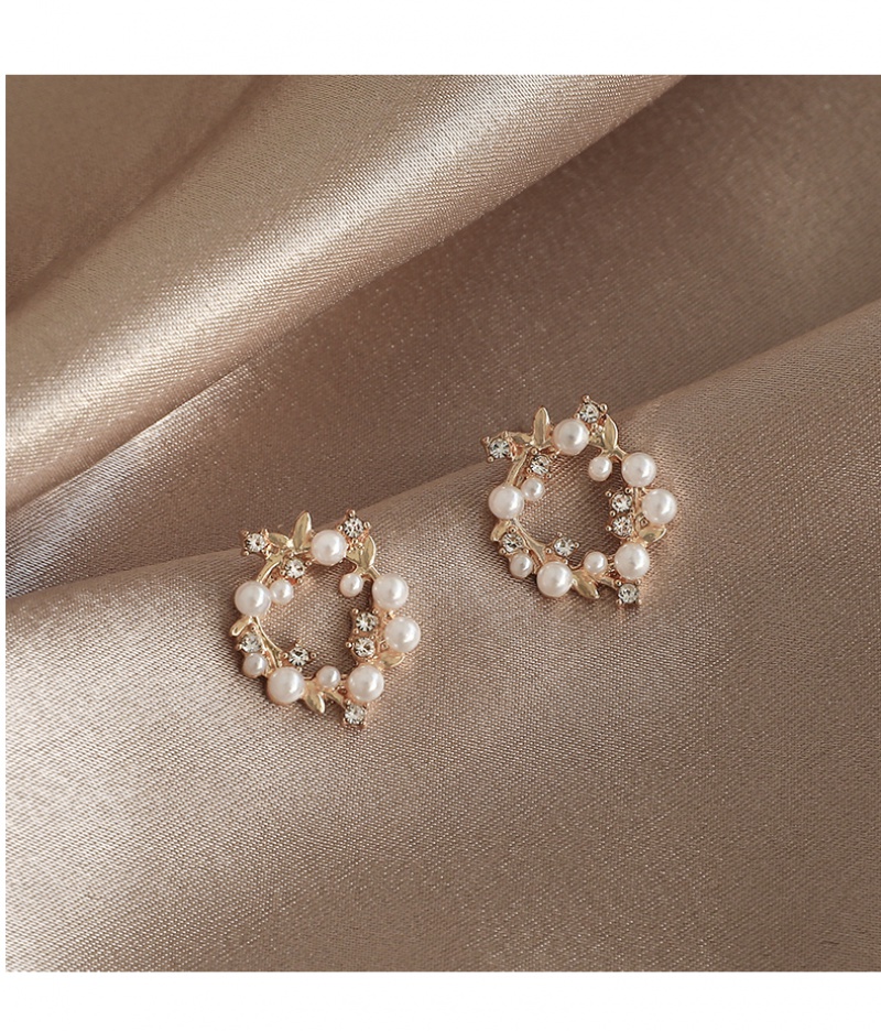 Hoa tai mạ bạc đính ngọc trai nhân tạo phong cách Hàn Quốc