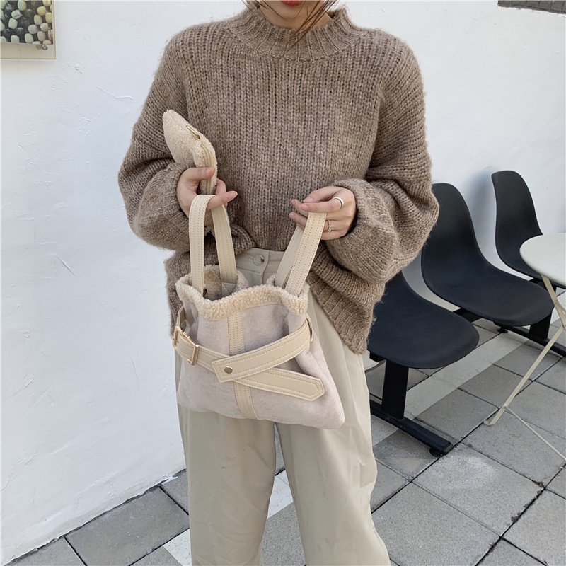 Túi đeo vai IELGY bằng vải lông có 2 màu dành cho bạn nữ