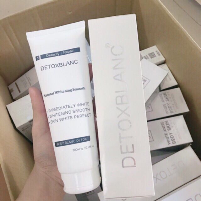 SỮA TẮM THẢI ĐỘC DA DETOX BLANC