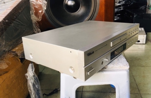 Teac CD-P1260 hàng nhật điện 100v