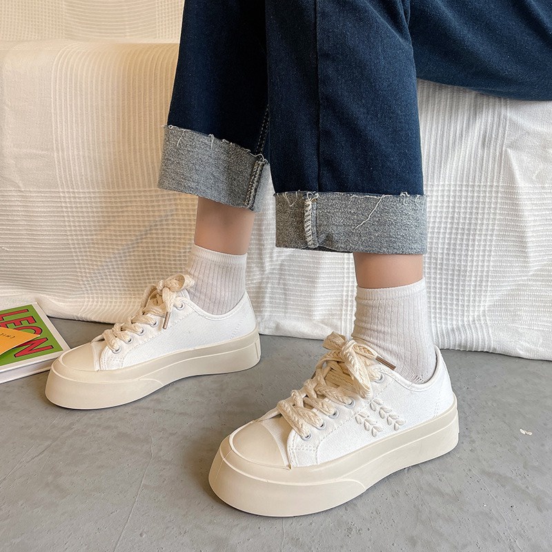 Giày nữ siêu hottrend dây bản to 2 Lúa