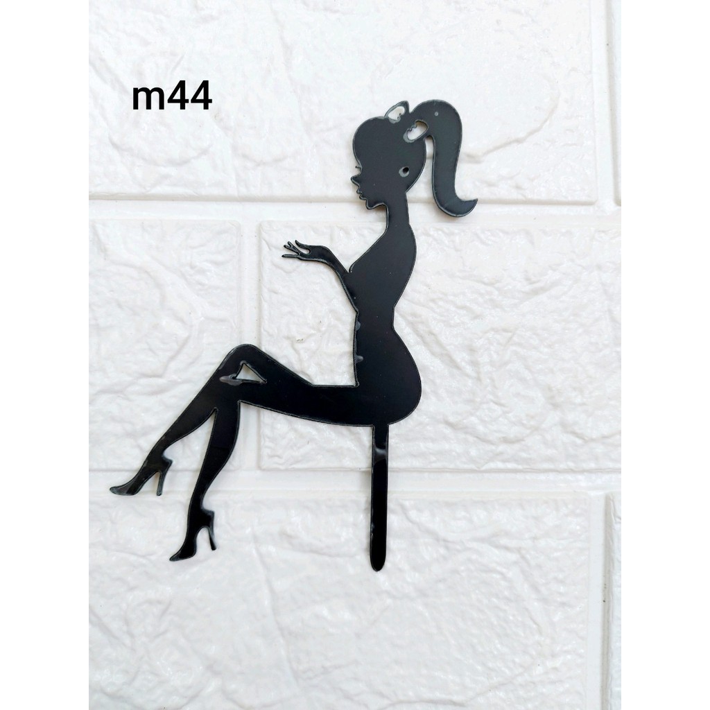 mika cô gái ngồi màu đen (set 10 cái)