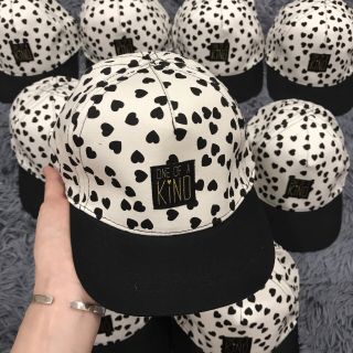 Mũ HM trái tim cho bé 3 đến 5 tuổi