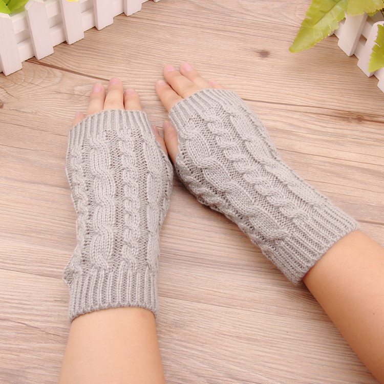 Găng Tay Dài Hở Ngón Giữ Ấm Thời Trang Unisex
