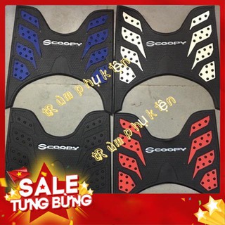 THẢM LÓT CHÂN CAO SU XE SCOOPY