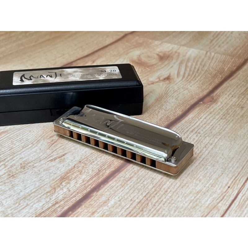 Kèn harmonica 10 lỗ Suzuki Manji M-20