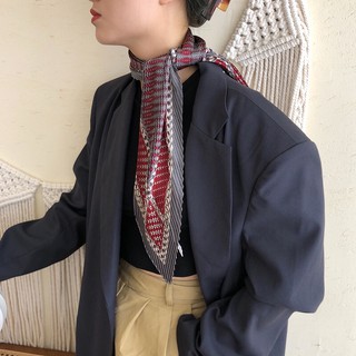 Khăn choàng cổ dập li thanh lịch