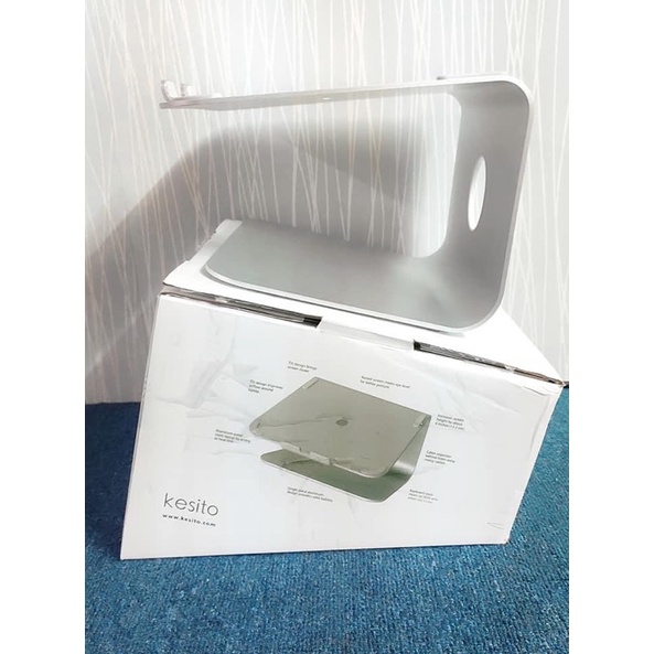Kệ tản nhiệt cho MacBook hiệu Kesito
