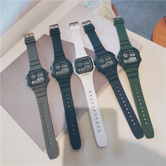 Đồng hồ nam thể thao Sport size 42mm mặt vuông dây cao su siêu độc | BigBuy360 - bigbuy360.vn