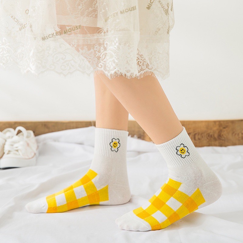 HOT - Tất nữ tone vàng Hình hoa siêu xinh 2021 [T3HV]
