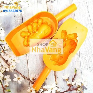 Khuôn tạo hình bánh trung thu, rau câu, ấn xôi hình bầy heo cỡ trung (1 heo mẹ và 5 heo con)